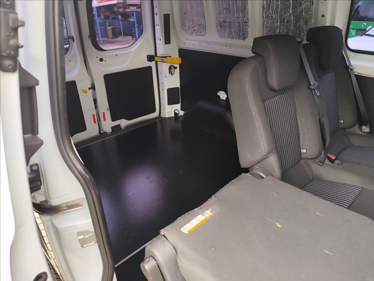 Ford Transit Custom Kombi 2,0 l 96 kw