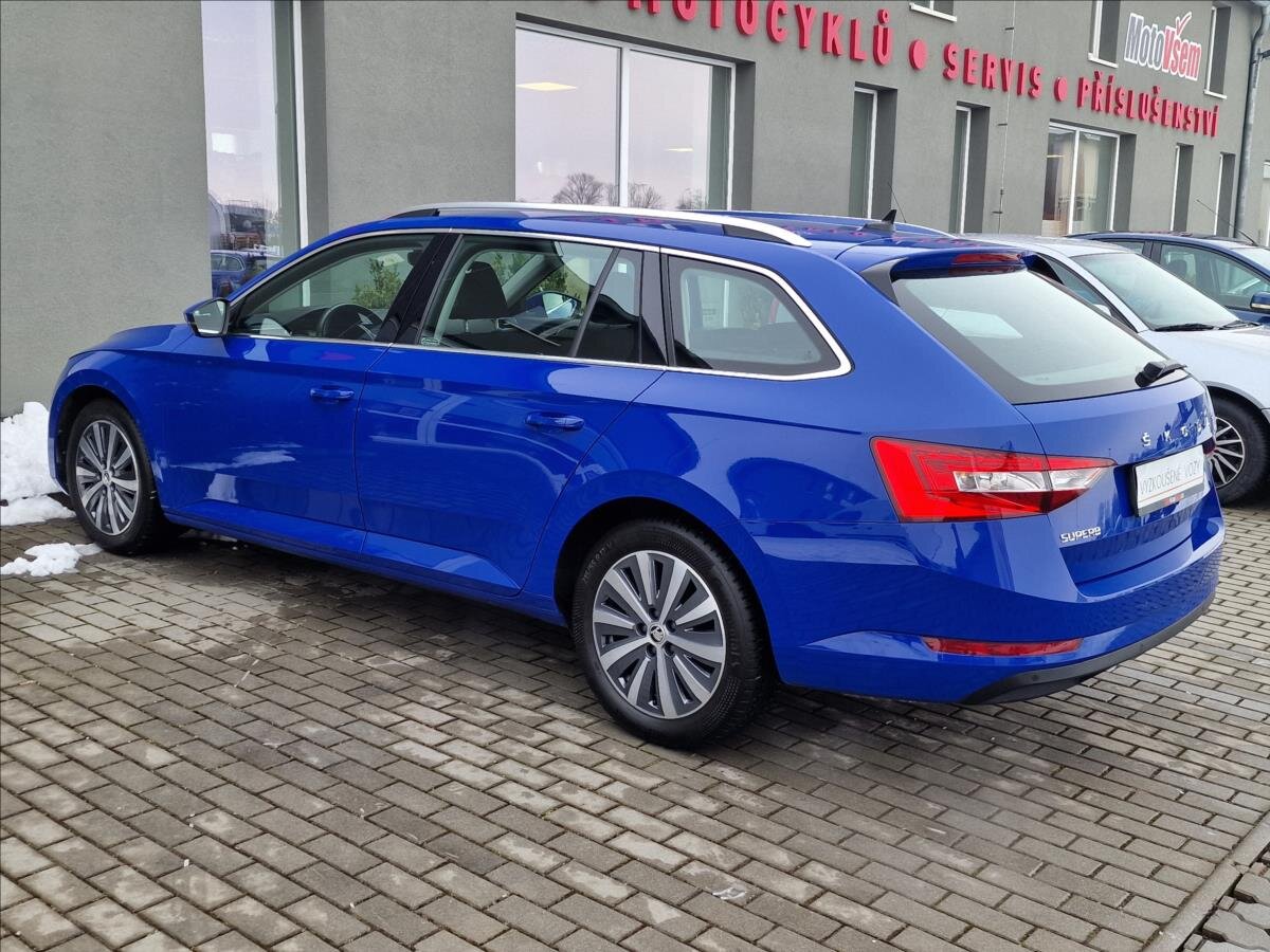 Škoda Superb Kombi 1,5 l 110 kw