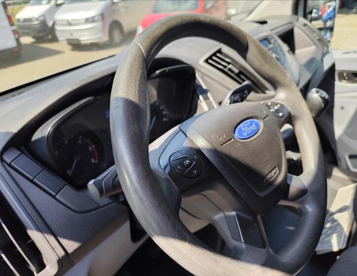 Ford Transit 14