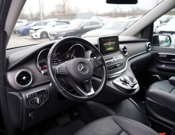 Mercedes-Benz Třídy V MPV 2,1 l 140 kw