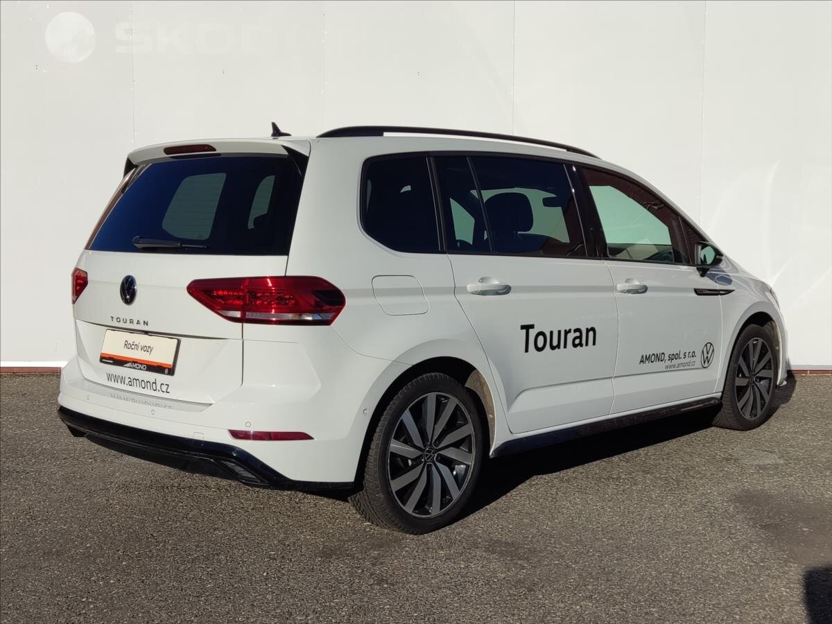 Volkswagen Touran MPV 1,5 l 110 kw