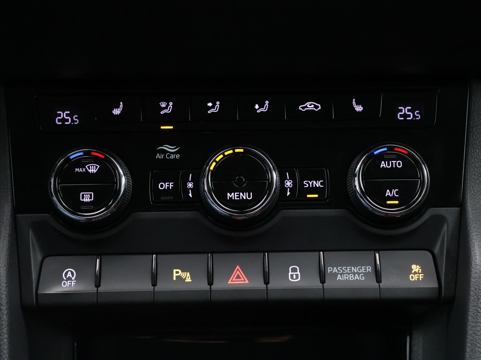 Škoda Karoq SUV 2,0 l 110 kw