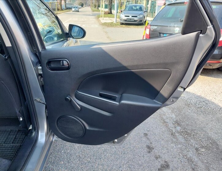 Mazda 2 Hatchback 1,3 l 55 kw