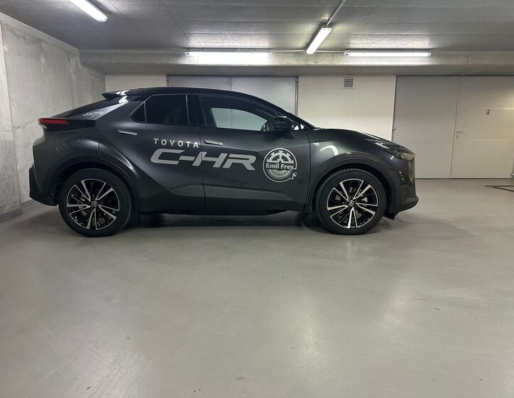 Toyota C-HR 4