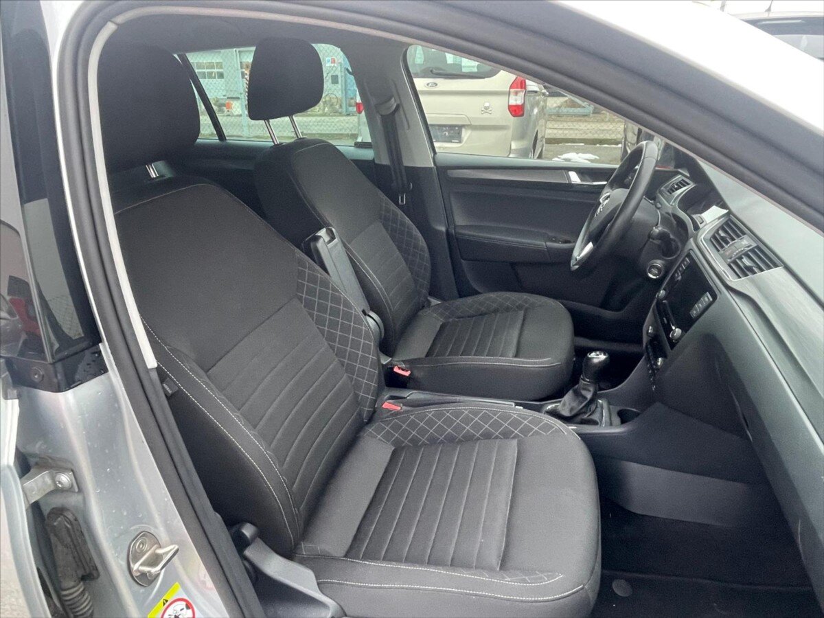 Škoda Rapid Hatchback 999,0 81 kw