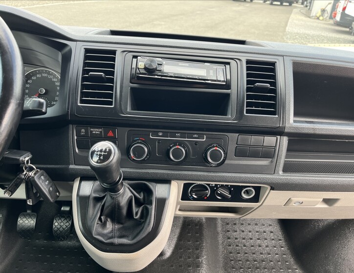 Volkswagen Transporter 29