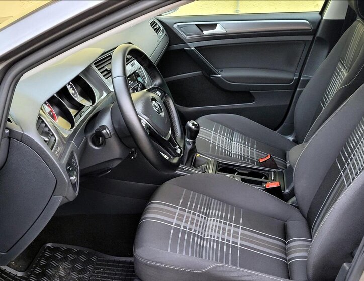 Volkswagen Golf Kombi 1,2 l 81 kw