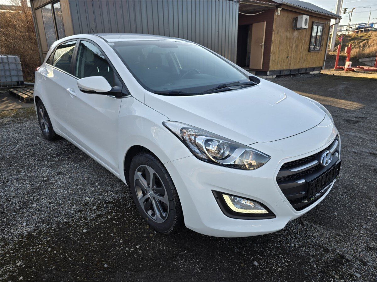 Hyundai i30 Hatchback 1,4 l 66 kw