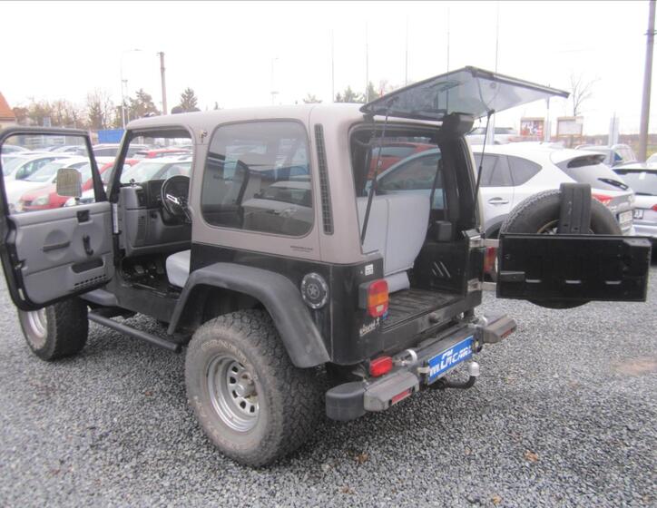 Jeep Wrangler 28