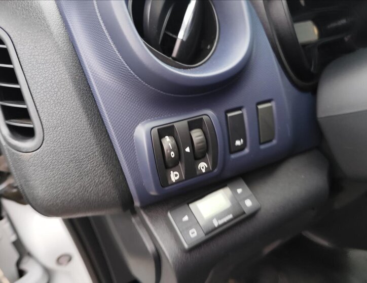 Opel Vivaro Ostatní 1,6 l 89 kw