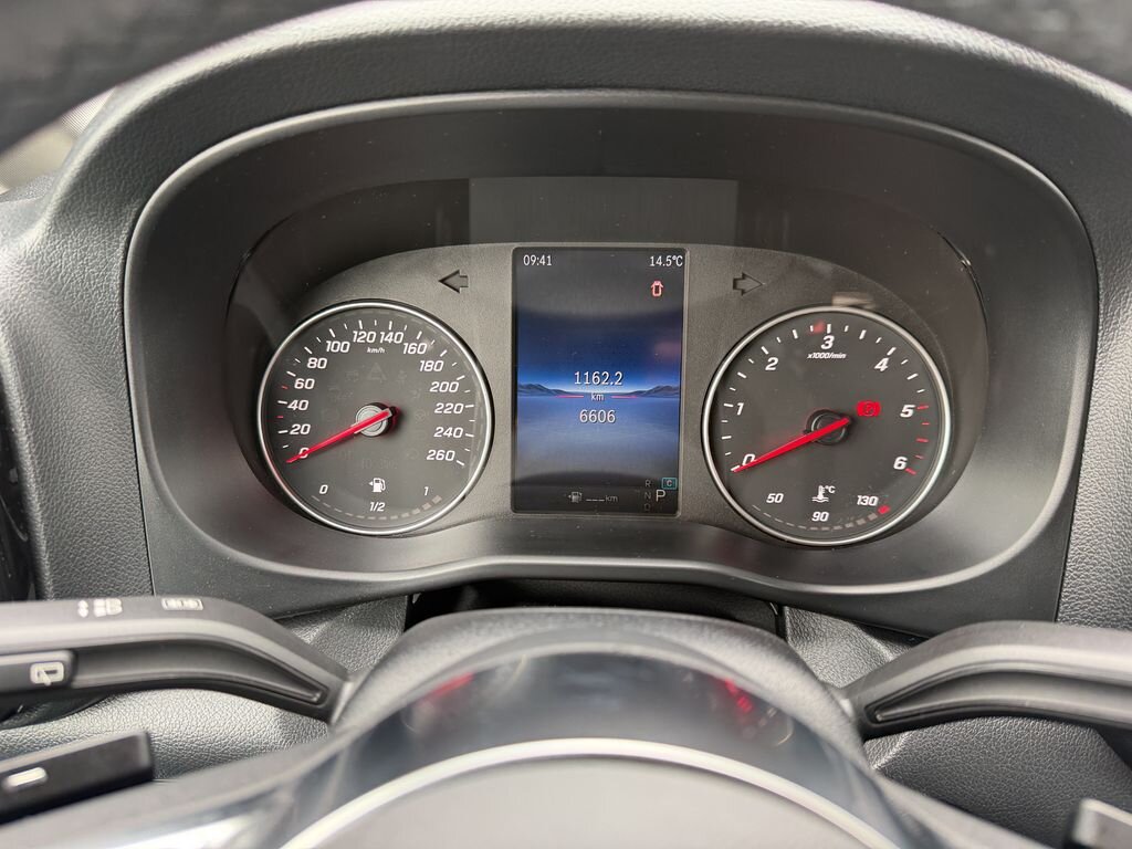Mercedes-Benz Vito Skříň 2,0 l 140 kw