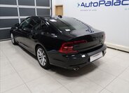 Volvo S90 Sedan / Limuzína 2,0 l 173 kw