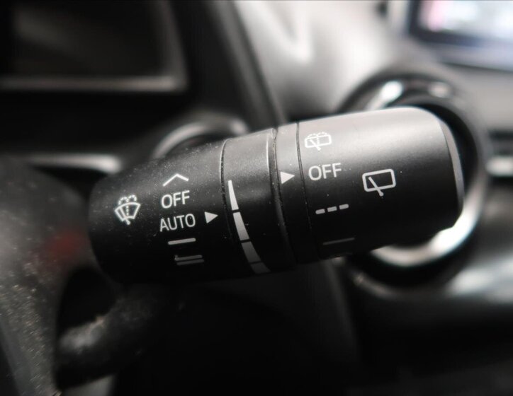 Mazda 2 Hatchback 1,5 l 66 kw