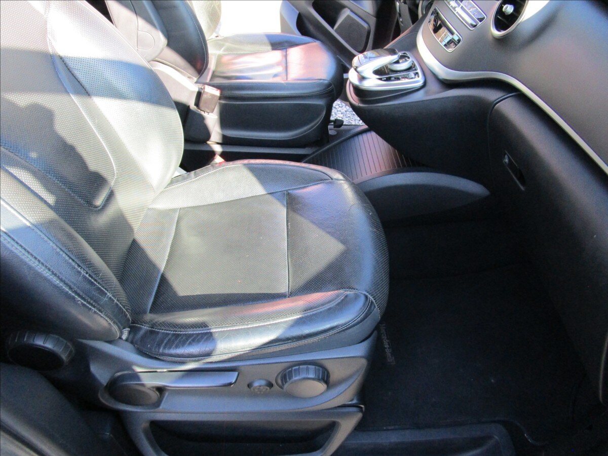 Mercedes-Benz Třídy V Kombi 2,1 l 140 kw