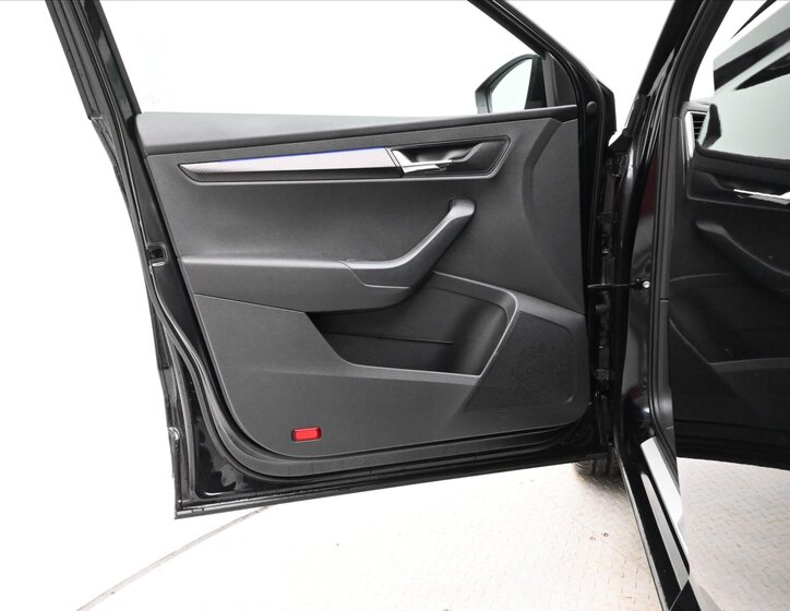 Škoda Karoq SUV 1,5 l 110 kw