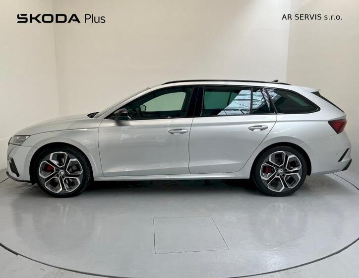 Škoda Octavia Kombi 2,0 l 180 kw