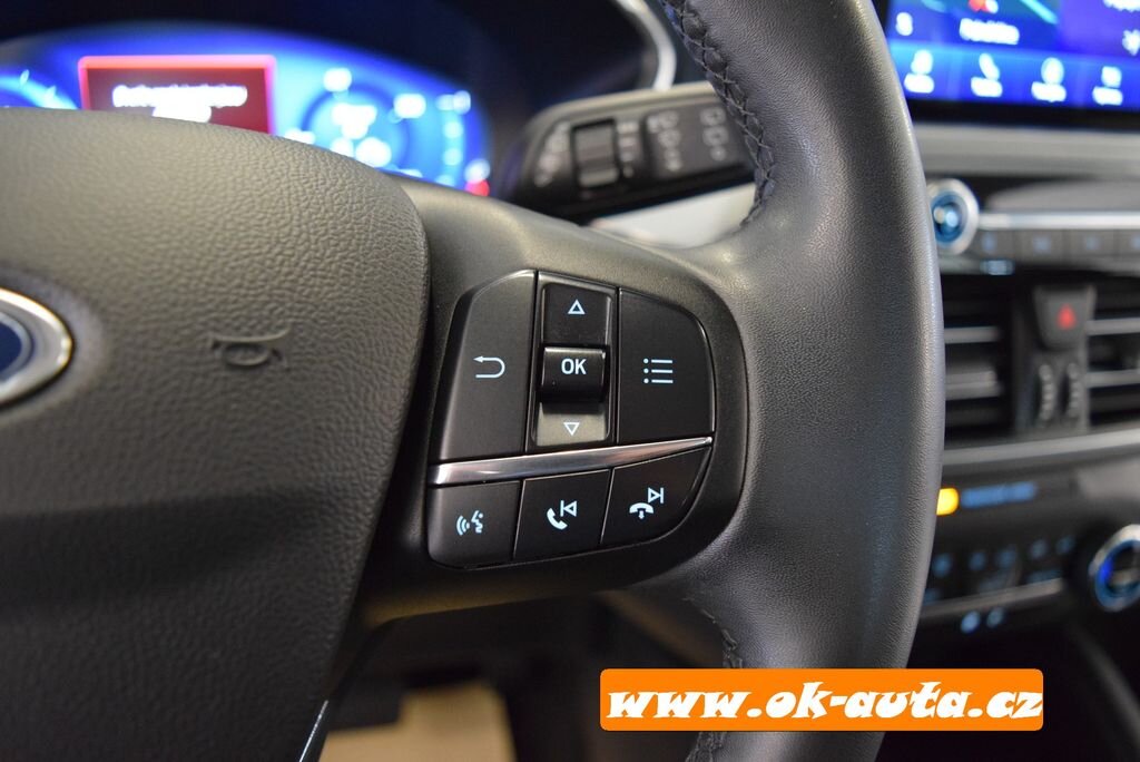 Ford Kuga SUV / Terénní 2,5 l 112 kw