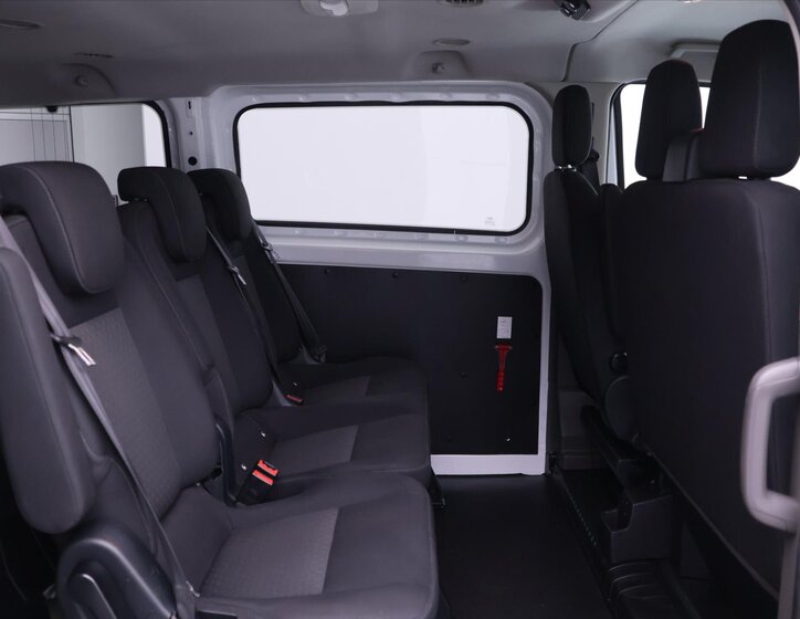 Ford Transit Custom Kombi 2,0 l 95 kw