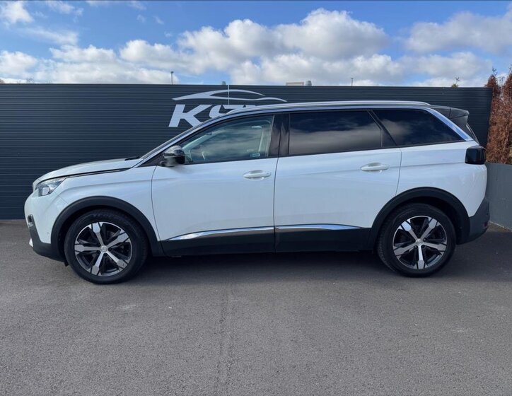 Peugeot 5008 SUV / Terénní 2,0 l 110 kw
