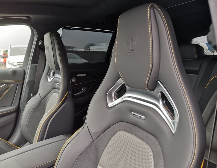 Mercedes-Benz Třídy E 27