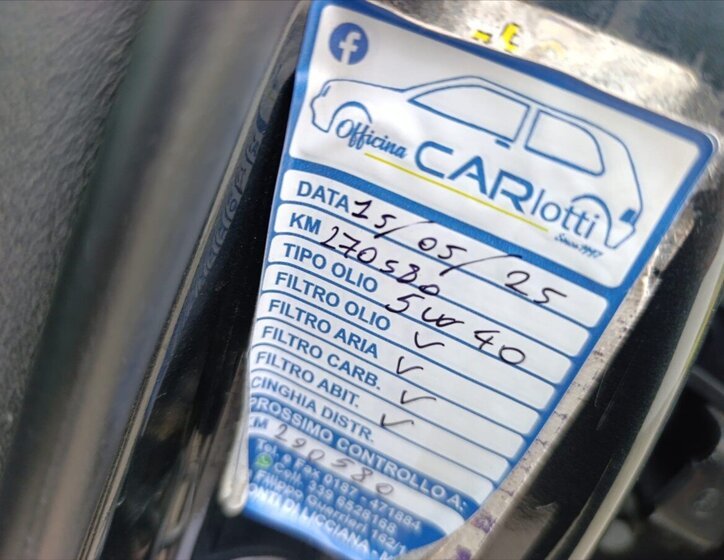 Toyota RAV4 SUV / Terénní 2,2 l 100 kw