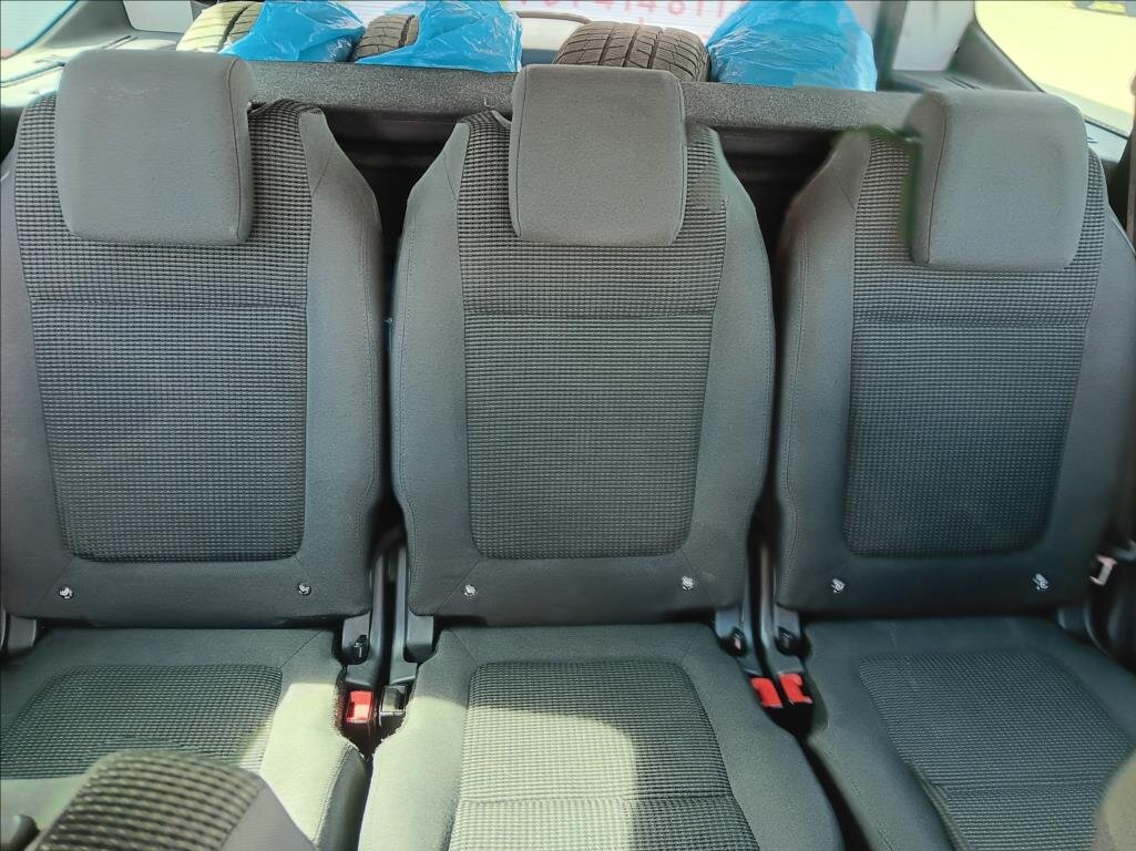 Peugeot 5008 MPV 1,6 l 88 kw