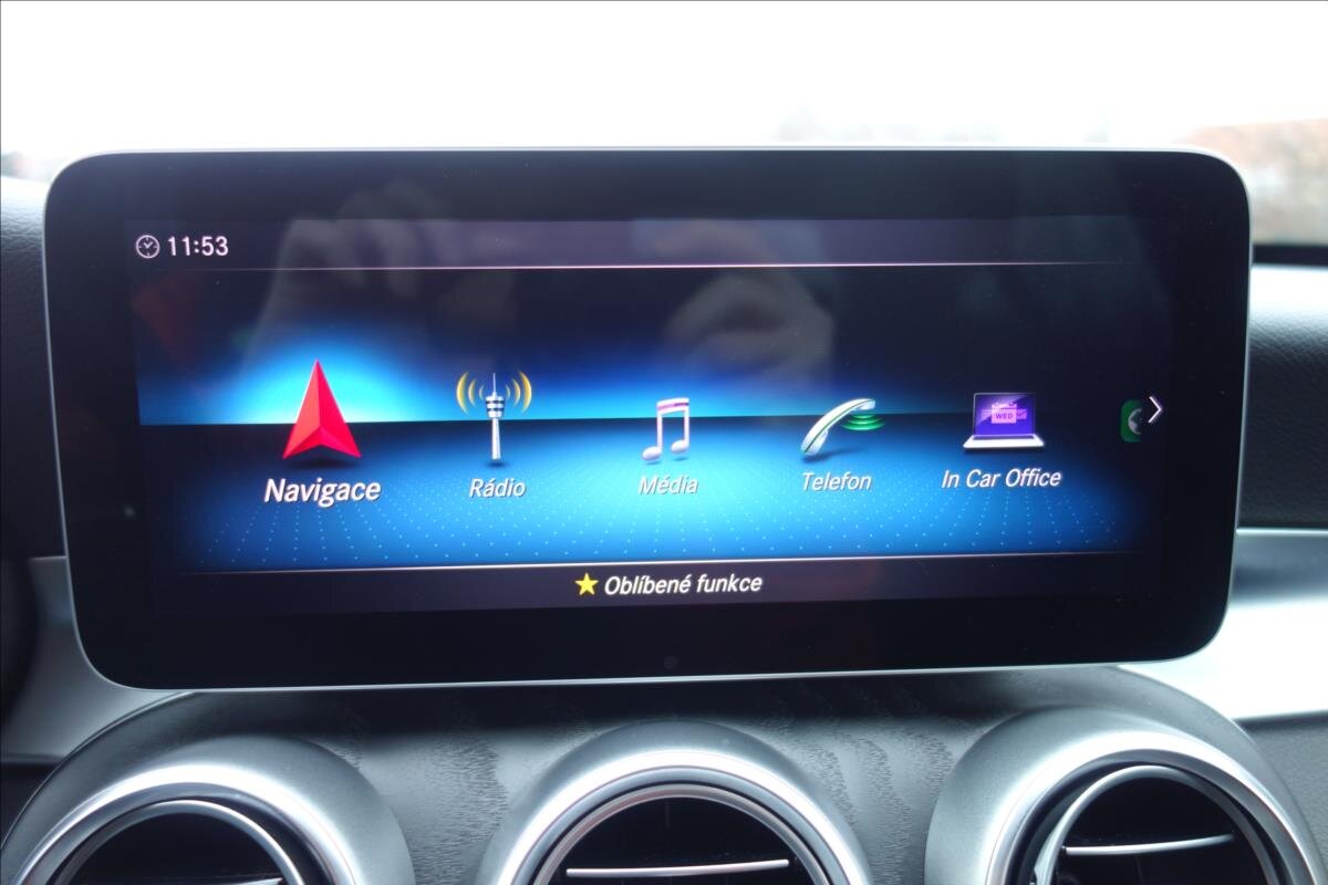 Mercedes-Benz Třídy C Sedan / Limuzína 2,0 l 143 kw