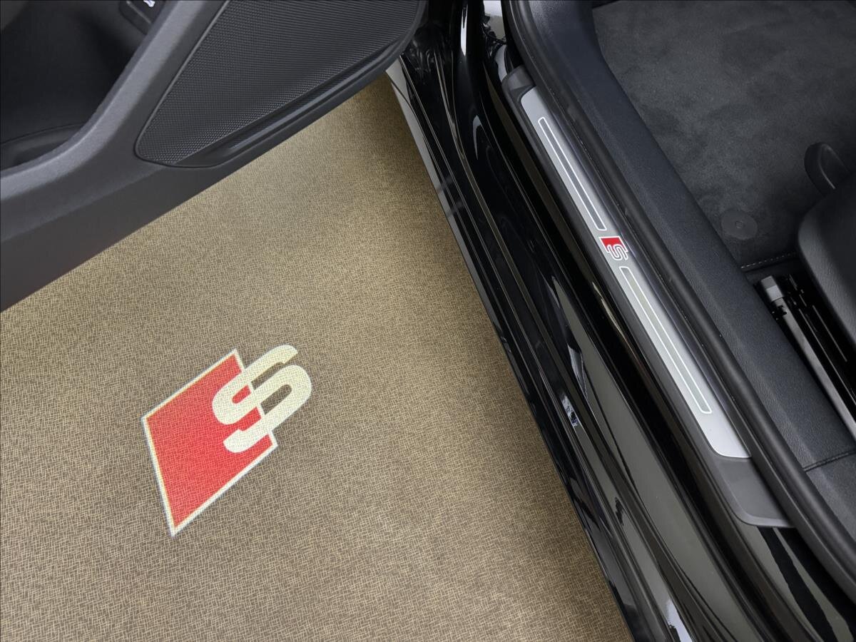 Audi A4 Kombi 2,0 l 150 kw