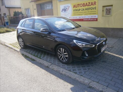 Hyundai i30 Hatchback 1,6 l 81 kw