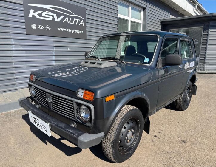 Lada Niva SUV 1,7 l 61 kw