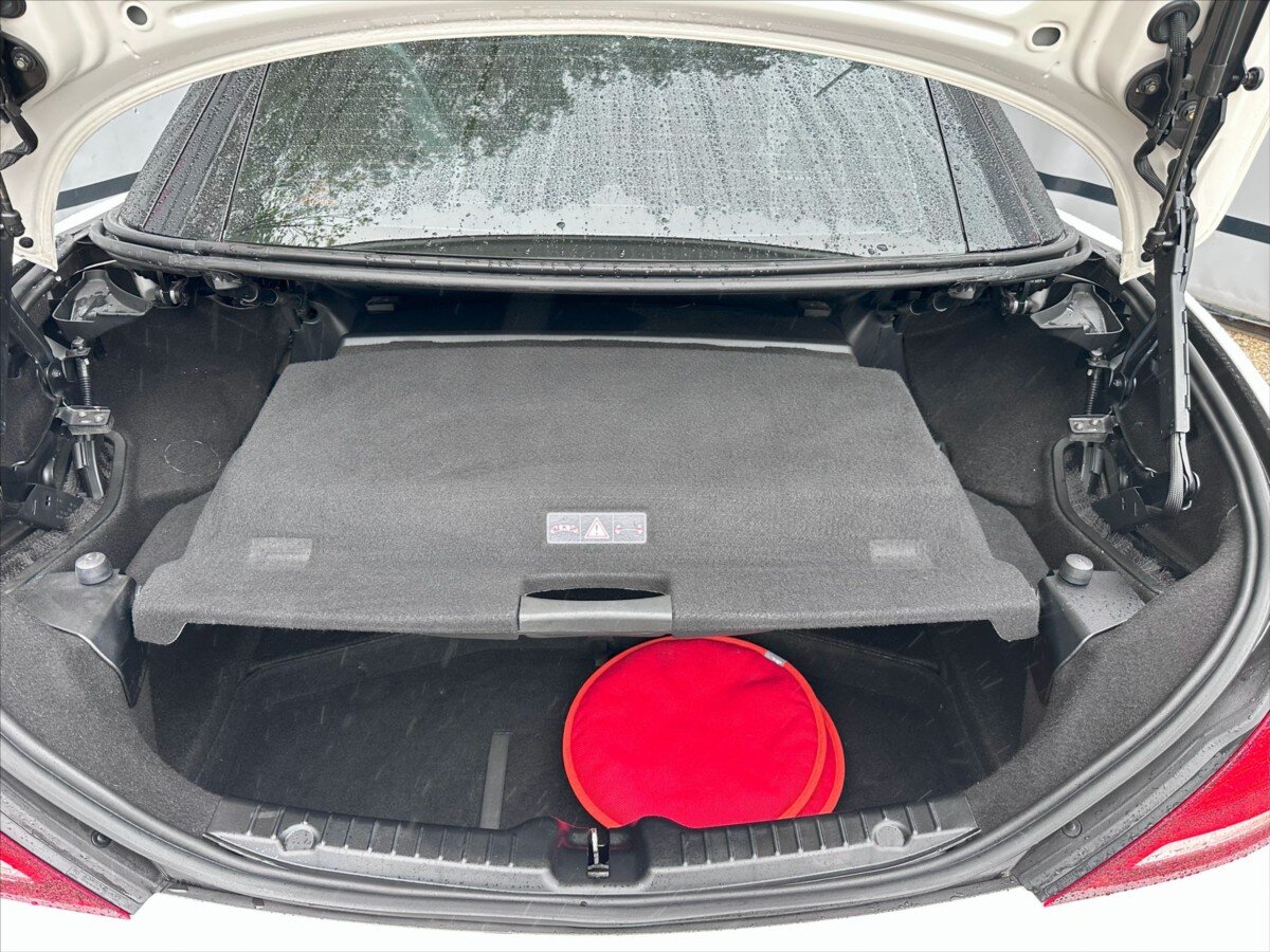 Mercedes-Benz SLC Kabriolet 3,0 l 270 kw