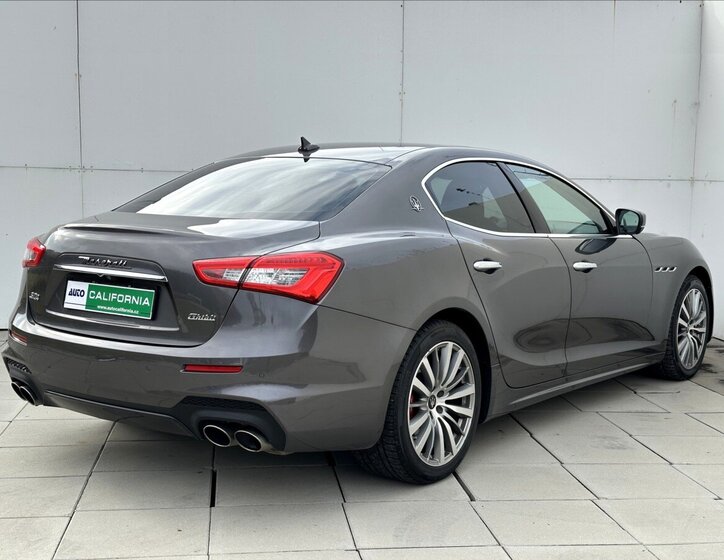 Maserati Ghibli Sedan 3,0 l 316 kw