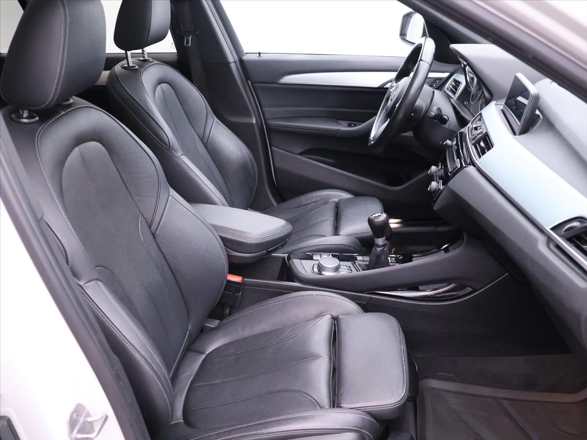 BMW X1 SUV 2,0 l 140 kw