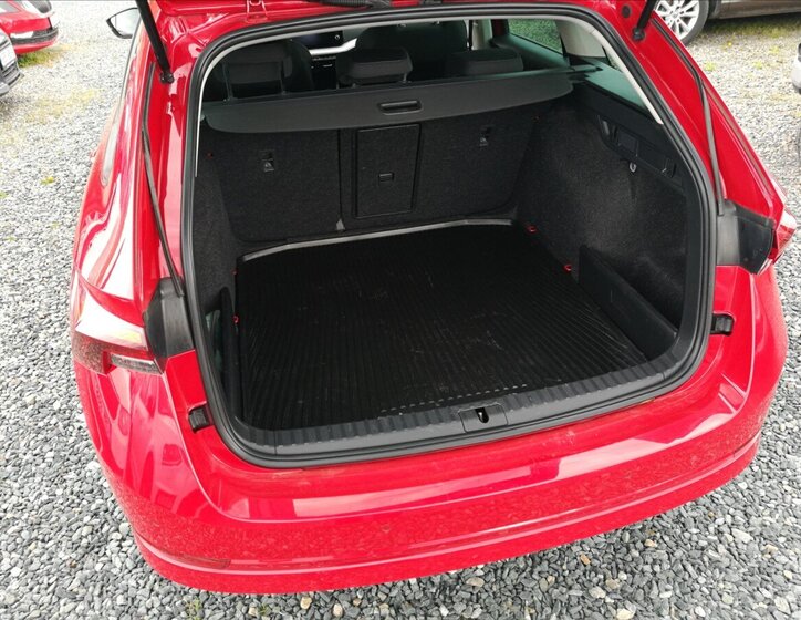 Škoda Octavia Kombi 2,0 l 85 kw