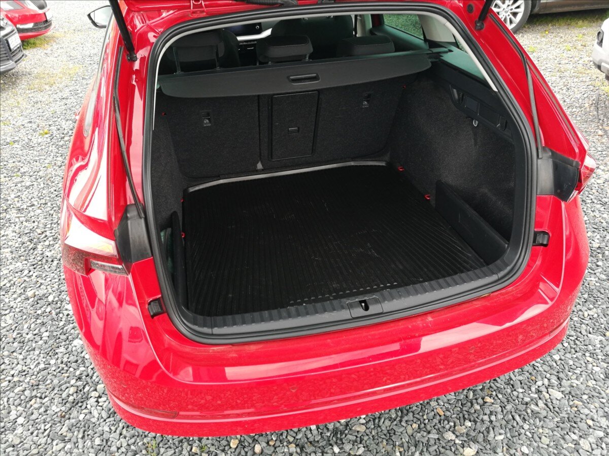 Škoda Octavia Kombi 2,0 l 85 kw