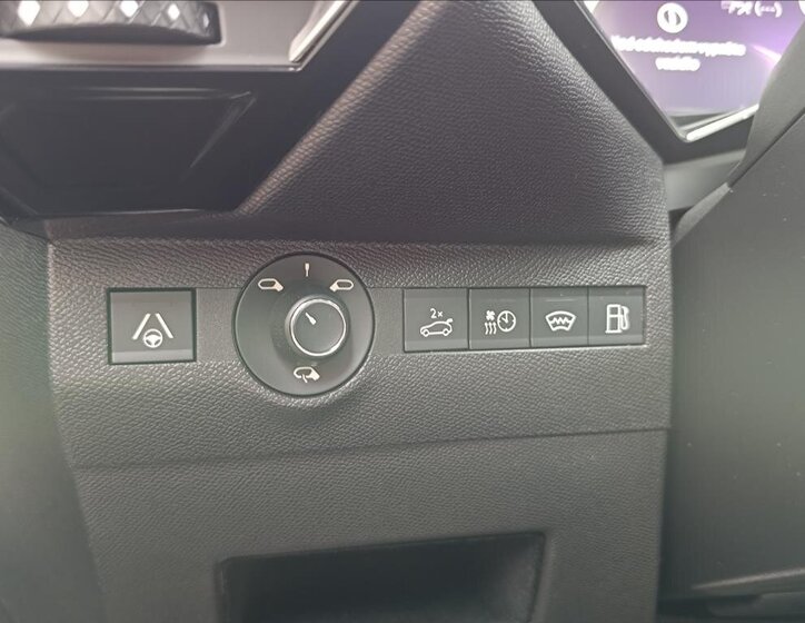 DS Automobiles DS7 Crossback 29