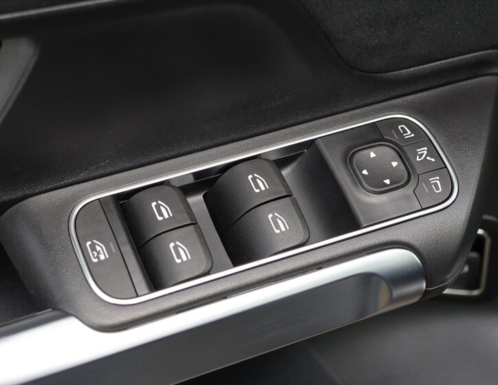 Mercedes-Benz GLB 19