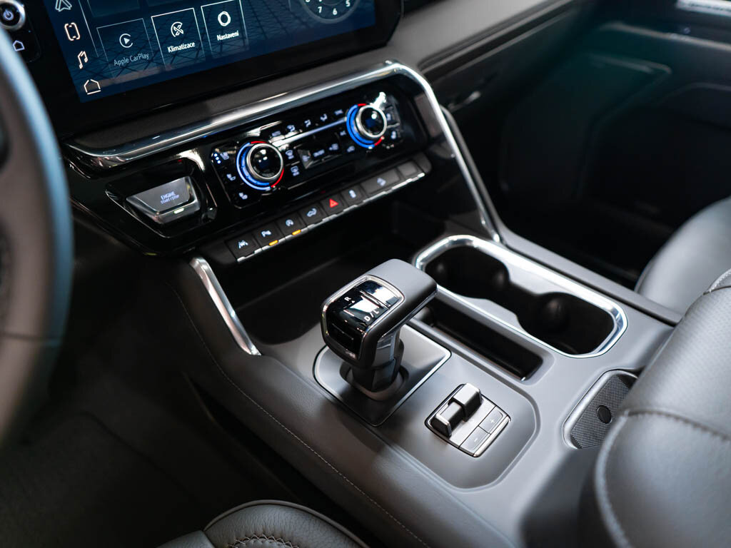 GMC Sierra Pick-up 6,2 l 313 kw