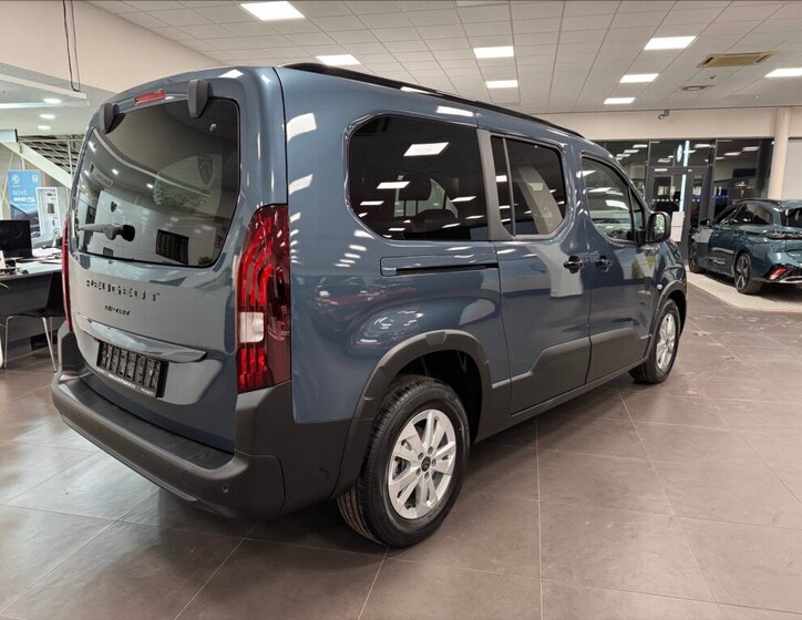 Peugeot Rifter 5