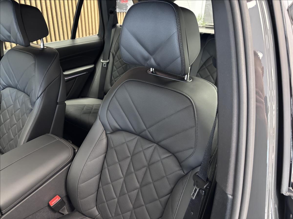 BMW X5 Kombi 3,0 l 210 kw