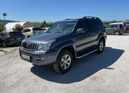 Toyota Land Cruiser 9