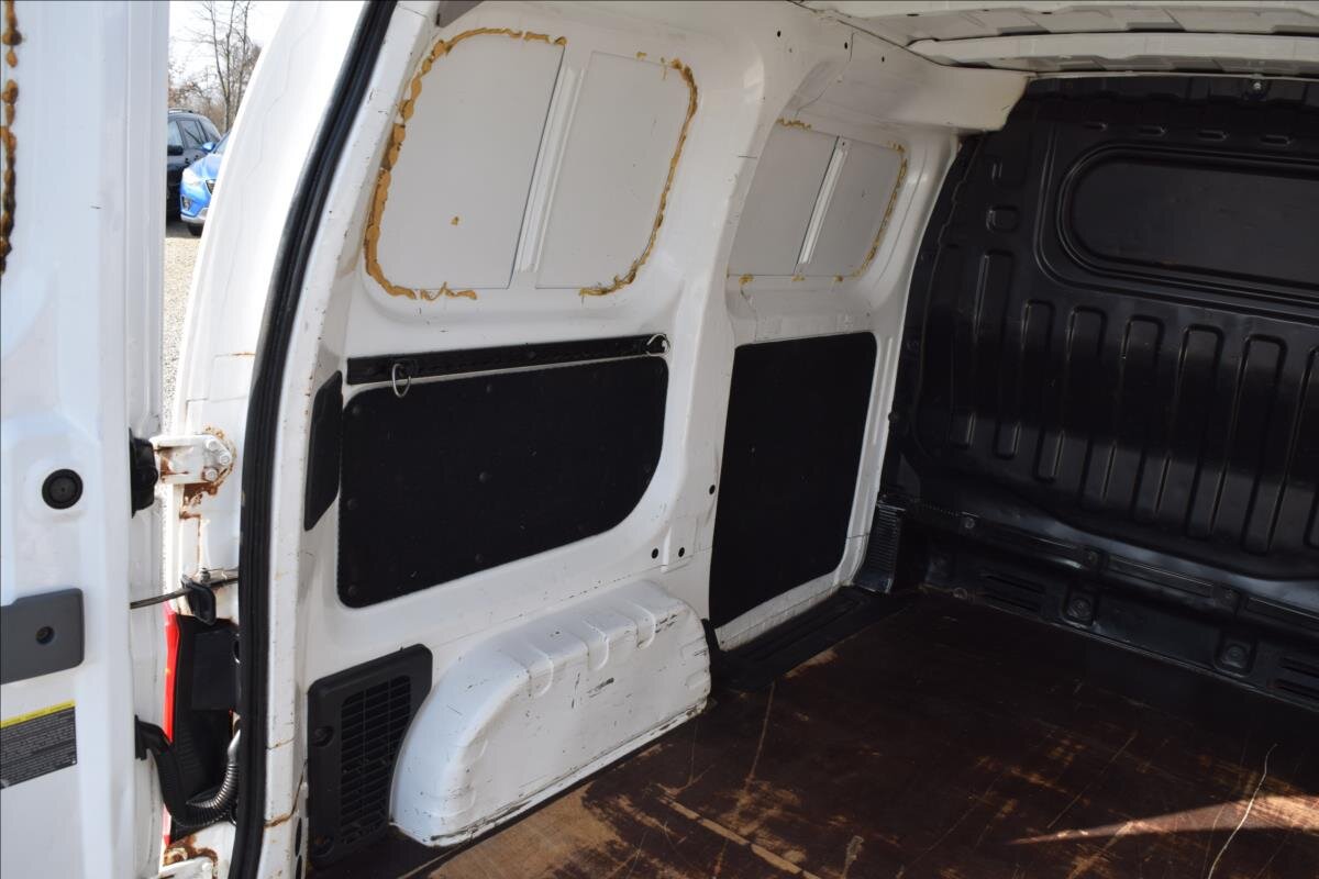 Nissan NV200 MPV 1,6 l 81 kw