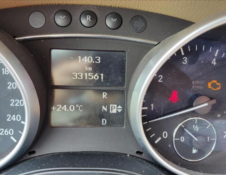 Mercedes-Benz Třídy M 11