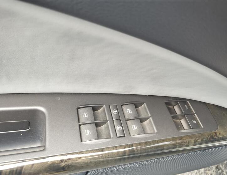 Volkswagen Phaeton 16