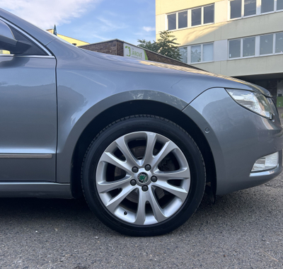 Škoda Superb 14