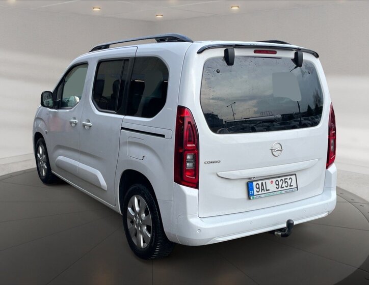 Opel Combo Kombi 1,5 l 96 kw