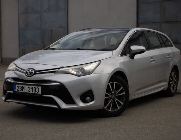 Toyota Avensis Kombi 1,6 l 82 kw