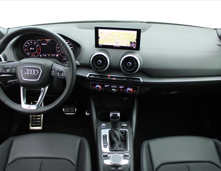 Audi Q2 SUV 2,0 l 140 kw