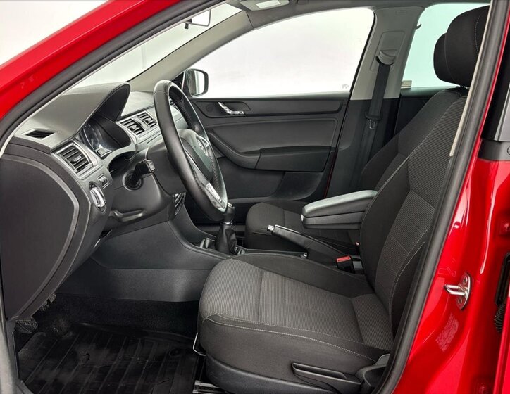 Škoda Rapid Liftback 1,2 l 77 kw