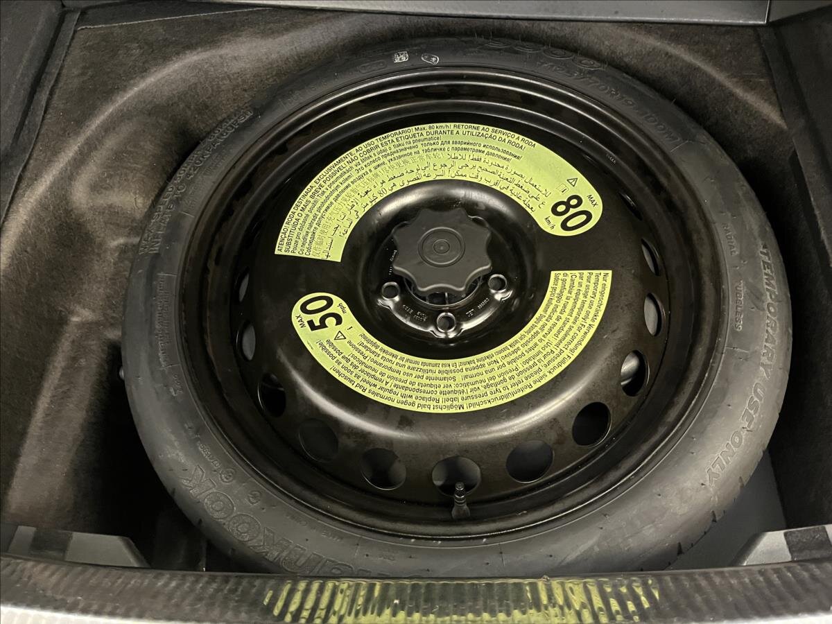 Audi A4 Kombi 2,0 l 140 kw